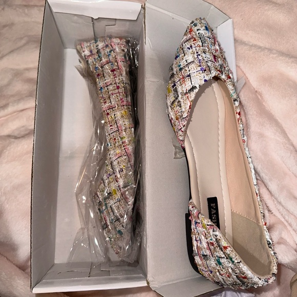 Brand new flats never worn ✨ - Picture 3 of 3